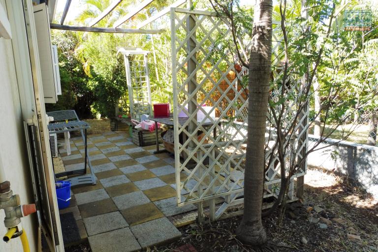 Charmante villa de plain-pied 4 pi&egrave;ces, sur terrain de 510 m&sup2; &agrave; Stella.