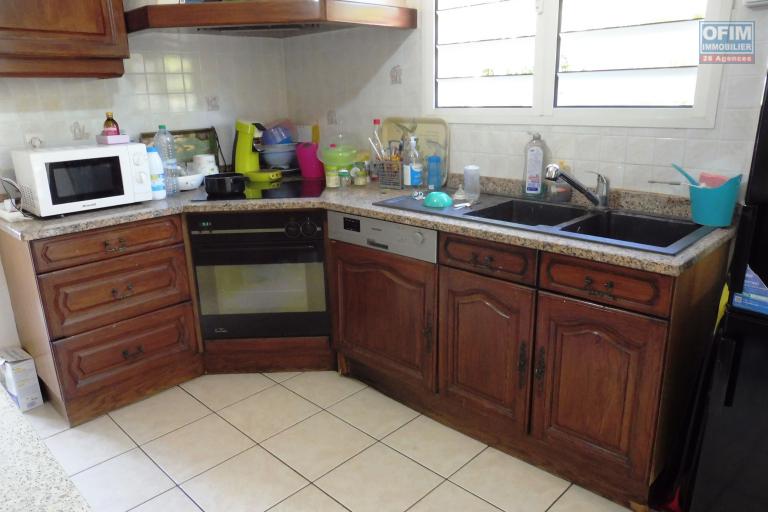 Charmante villa de plain-pied 4 pi&egrave;ces, sur terrain de 510 m&sup2; &agrave; Stella.