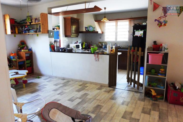 Charmante villa de plain-pied 4 pi&egrave;ces, sur terrain de 510 m&sup2; &agrave; Stella.