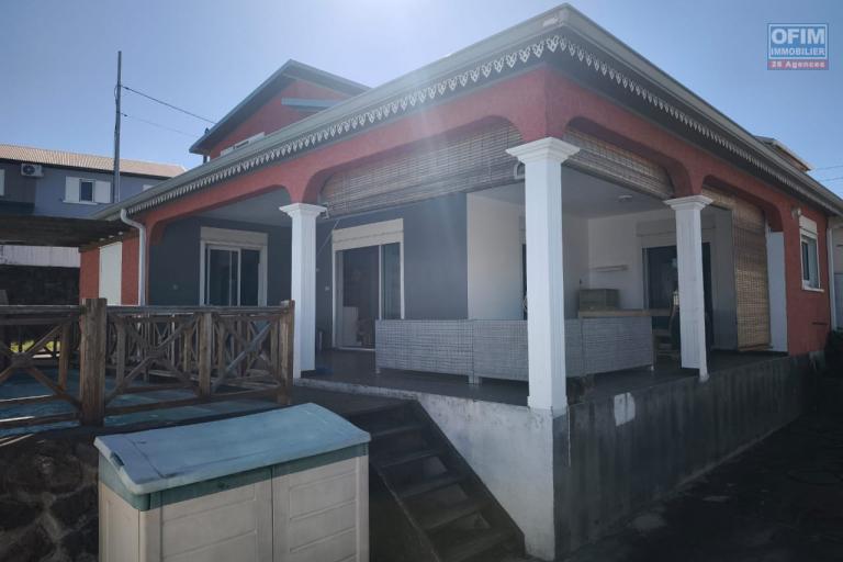 Maison familiale avec piscine &agrave; reprendre en main &ndash; La Rivi&egrave;re Saint-Louis