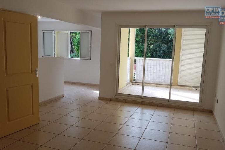 Appartement T3 en duplex à deux pas du centre ville du Tampon