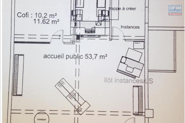 A LOUER LOCAL COMMERIAL DE 110 M2 &Agrave; LA GRANDE MONTEE