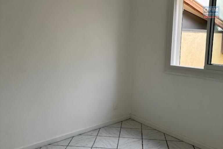 Venez d&eacute;couvrir cette belle Villa Duplex F5 au Tampon dans le quartier calme de la P&pound;ointe
