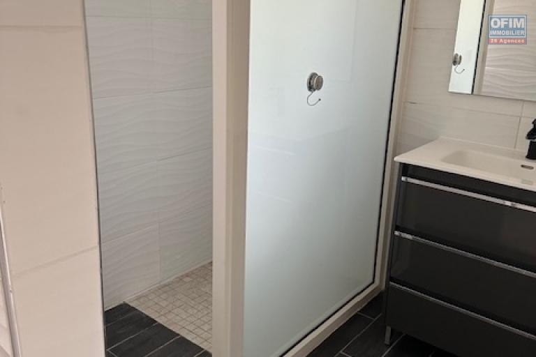 Venez d&eacute;couvrir cette belle Villa Duplex F5 au Tampon dans le quartier calme de la P&pound;ointe
