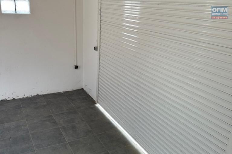 Venez d&eacute;couvrir cette belle Villa Duplex F5 au Tampon dans le quartier calme de la P&pound;ointe