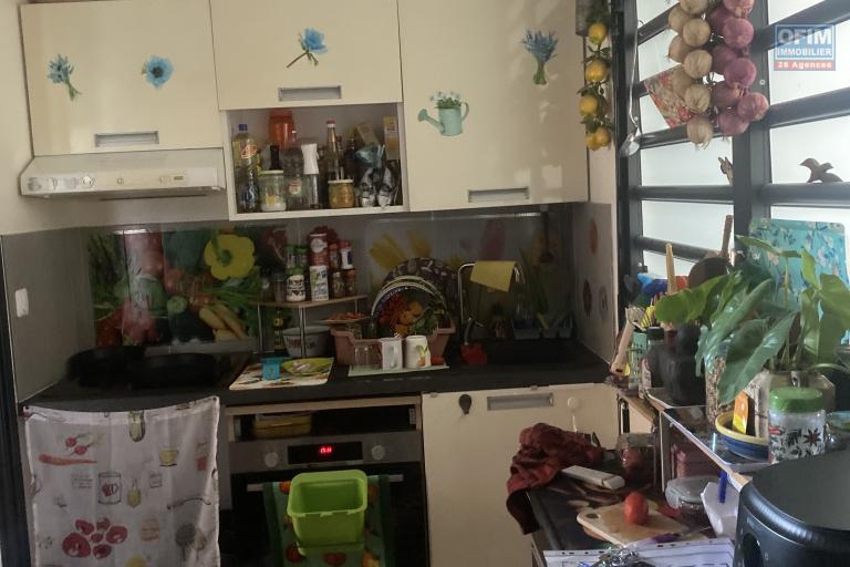 A vendre appartement T2 au centre ville de la Possession IDEAL INVESTISSEMENT LOCATIF.