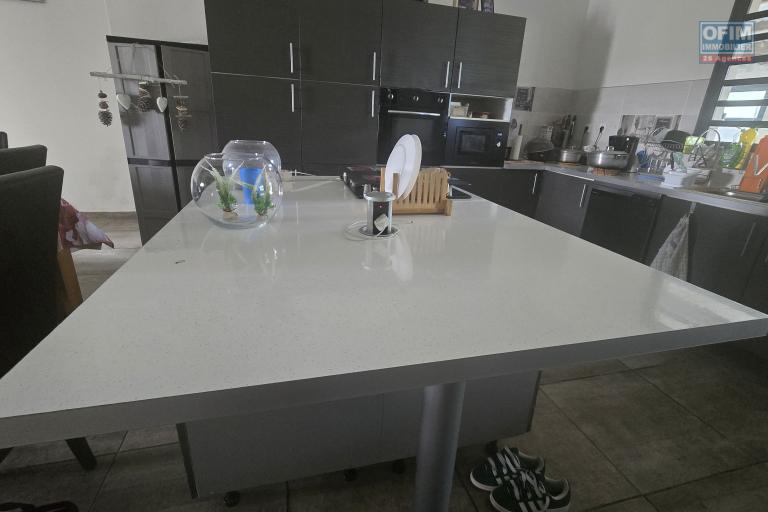 À Vendre – Superbe Villa F5 de 130 m² avec Piscine sur Terrain de 600 m²