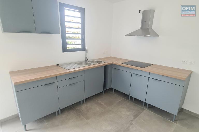 MAISON NEUVE AVEC 3 CHAMBRES, CUISINE ÉQUIPÉE, SITUÉE SUR COMMUNE CARRON/ STE SUZANNE