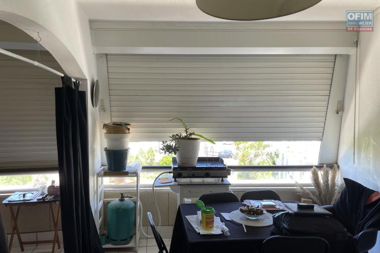 À Vendre – Ensemble immobilier T2 + garage aménagé en T2 à Saint Gilles les Bains (97434)
