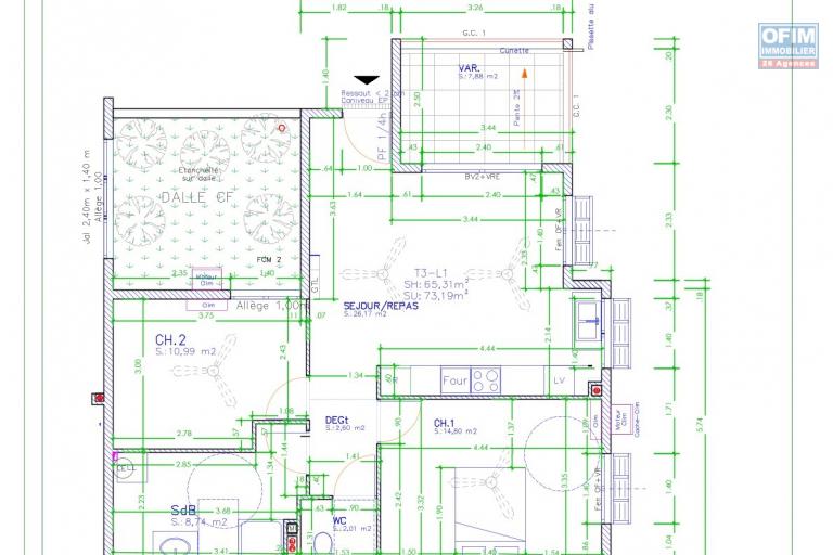 A VENDRE APPARTEMENT F3 DE 102.28 M2  AU CENTRE VILLE DE  SAINT DENIS - APPARTEMENT F3 102.28 M2