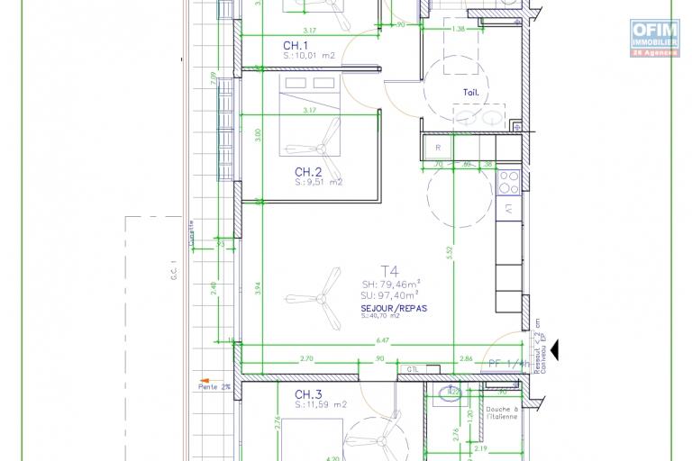   A VENDRE APPARTEMENT F4 DE 103.68 M2 AU CENTRE VILLE DE SAINT DENIS - APPARTEMENT