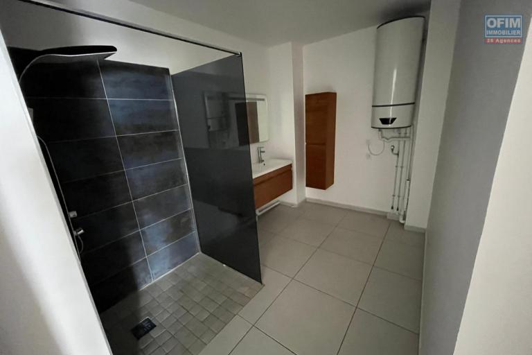 A VENDRE APPARTEMENT F4 DE 104.71 M2  AU CENTRE VILLE DE  SAINT DENIS