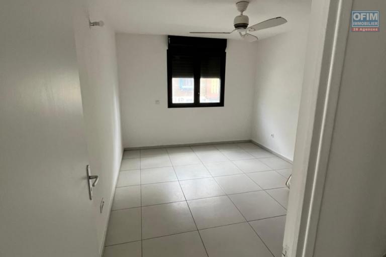 A VENDRE APPARTEMENT F4 DE 103.16 M2  AU CENTRE VILLE DE  SAINT DENIS