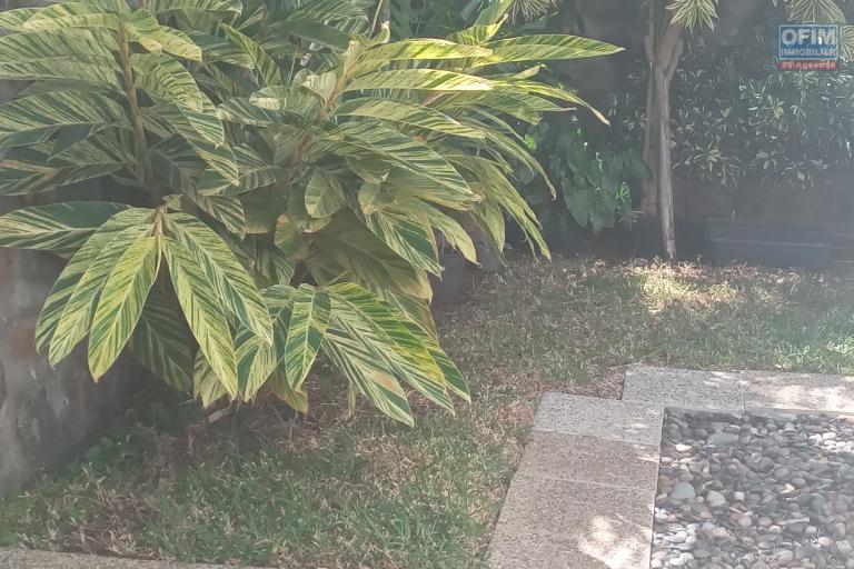 A VENDRE VILLA F4 SAINT-LEU