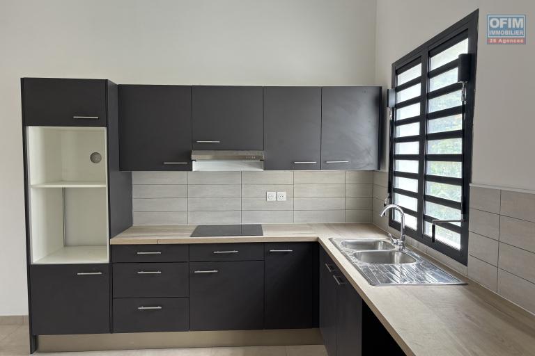 A vendre – Superbe T4 duplex neuf au cœur de Saint-Leu