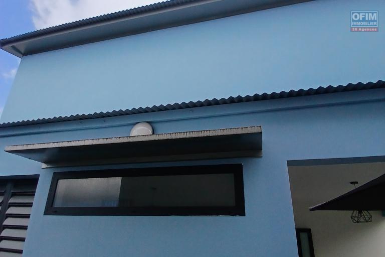 A LOUER Magnifique maison non meubl&eacute;e de type F4 avec PISCINE &agrave; SAINT-PAUL LE GUILLAUME