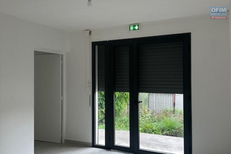 A LOUER local professionnel au coeur de la Rivi&egrave;re Saint-Louis