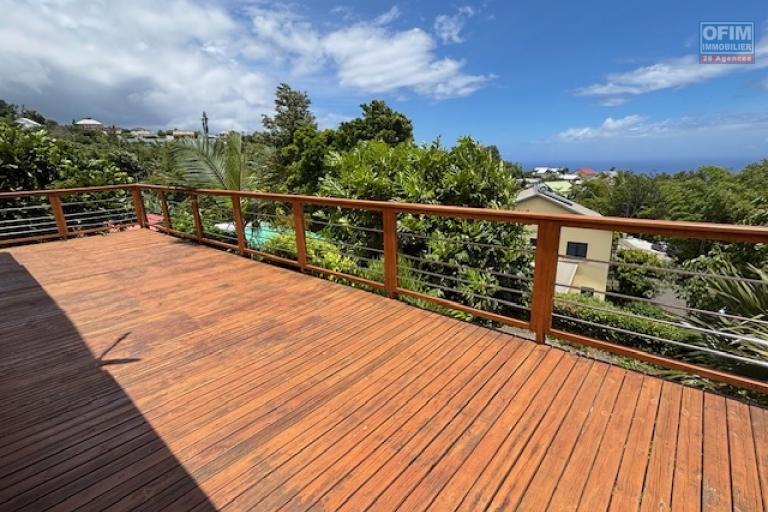 Maison T5 &agrave; vendre &agrave; la Montagne au calme d'une impasse .