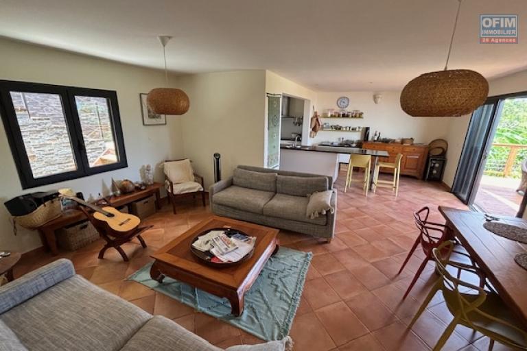 Maison T5 &agrave; vendre &agrave; la Montagne au calme d'une impasse .
