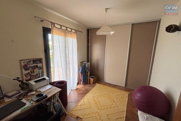 Maison T5 &agrave; vendre &agrave; la Montagne au calme d'une impasse .