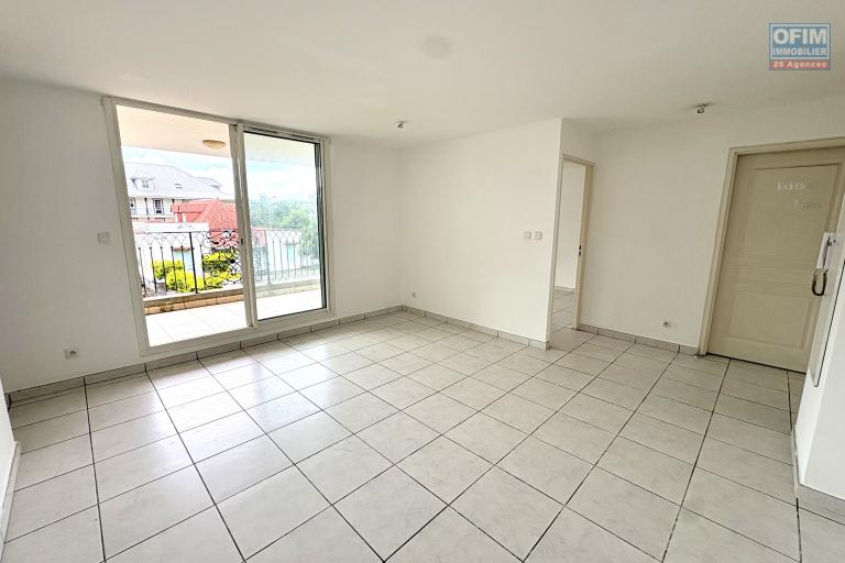 A Vendre appartement F3 de 65m2 avec varangue et 2 places de parking