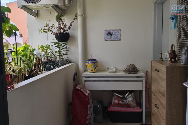 A vendre appartement T3  de 70,60  m2 avec varangue -R&eacute;sidence r&eacute;cente centre ville de  LA POSSESSION