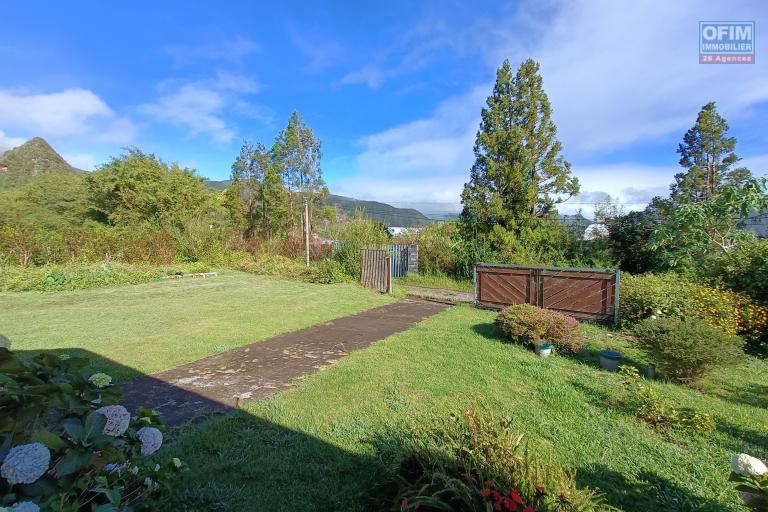 A vendre villa T5 de 165m2 avec magnifique vue montagne &agrave; Bras des Calumets