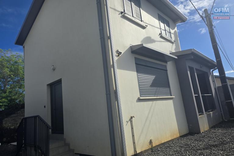 MAISON NEUVE AVEC 3 CHAMBRES, CUISINE &Eacute;QUIP&Eacute;E, SITU&Eacute;E SUR CHAMP BORNE/ SAINT ANDRE