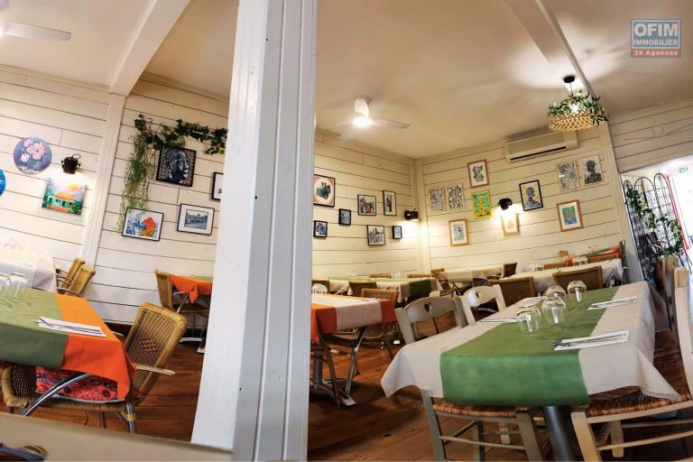 A vendre Fonds de commerce Restaurant - Pizzeria - Bar Le POMODORO au centre ville du Tampon à 120 000€