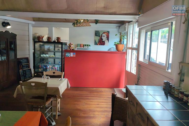 A vendre Fonds de commerce Restaurant - Pizzeria - Bar Le POMODORO au centre ville du Tampon à 120 000€