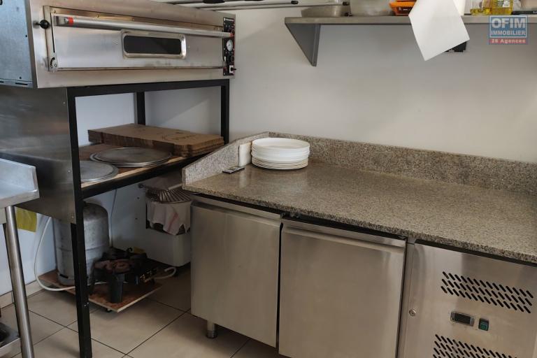 A vendre Fonds de commerce Restaurant - Pizzeria - Bar Le POMODORO au centre ville du Tampon à 120 000€