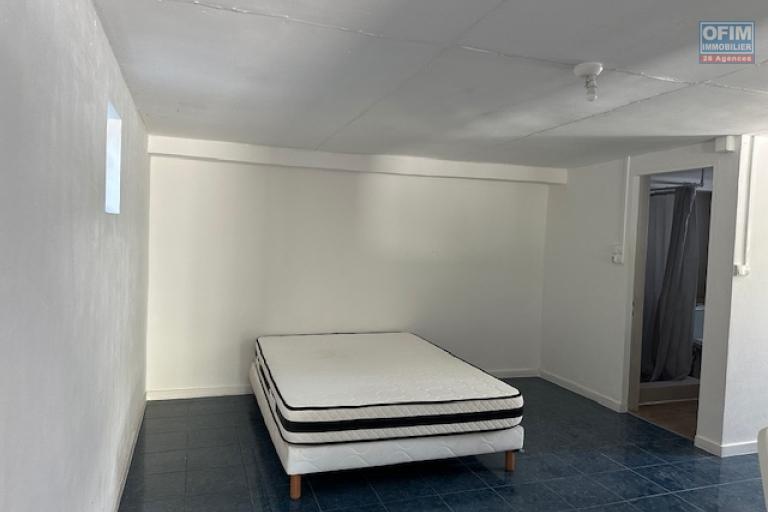 D&eacute;couvrez ce charmant studio meubl&eacute; 36m2 &agrave; la ligne paradis &agrave; la R&eacute;union