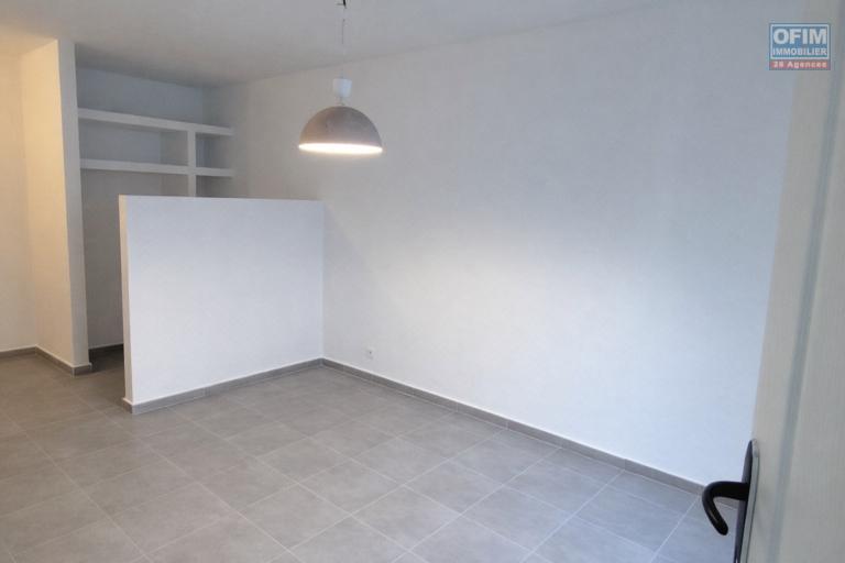 A LOUER superbe maison NEUVE de type F4- VUE MER au GUILLAUME SAINT-PAUL