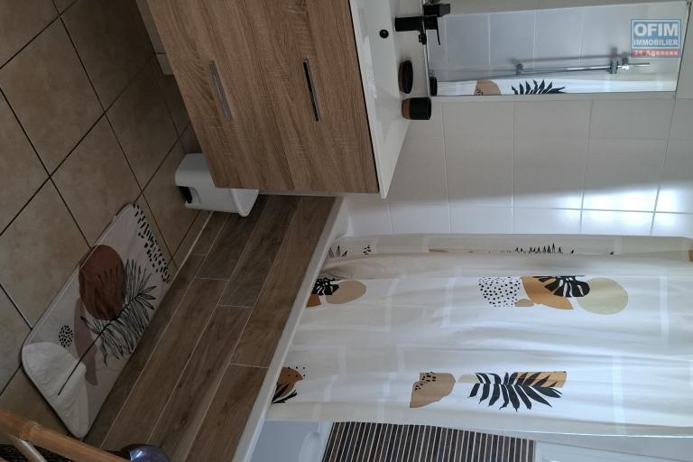 A louer appartement T2 vide à Saint Leu avec vue mer et environnement calme