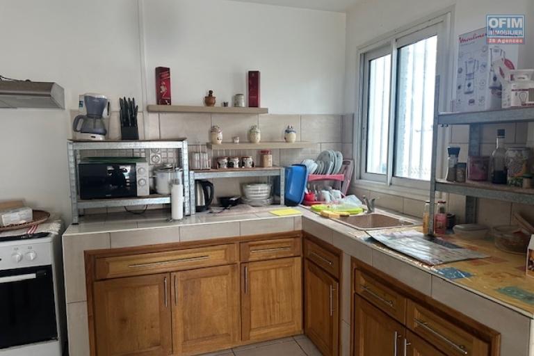 Une jolie maisonnette F2 meublée de 51m2 à Terre-Sainte ile de la Réunion