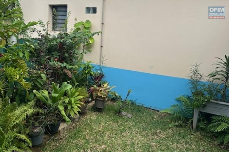 Une jolie maisonnette F2 meublée de 51m2 à Terre-Sainte ile de la Réunion