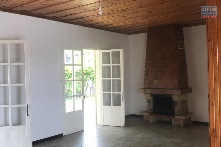 A louer villa F4 a la rivi&egrave;re saint louis
