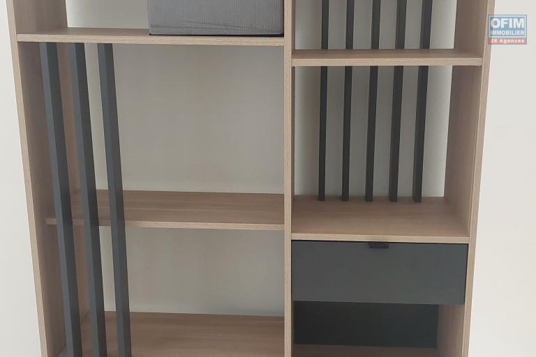 A louer un appartement T2 meublé équipé à St Leu Stella