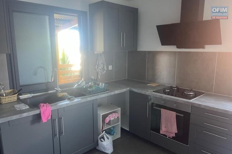 Location villa F5 meublée – Vue agréable à L’Étang-Salé les Hauts