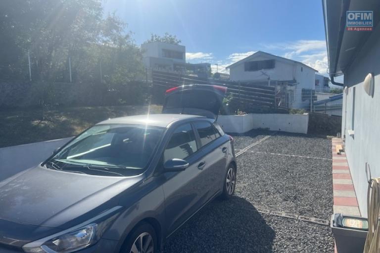 Location villa F5 meublée – Vue agréable à L’Étang-Salé les Hauts