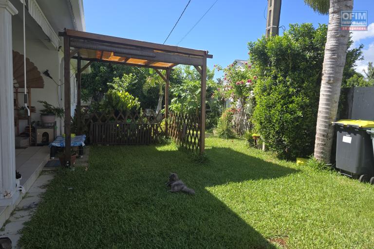 À Vendre – Charmante Maison Créole de 130 m² en Plain‑Pied, Proche de la Mer
