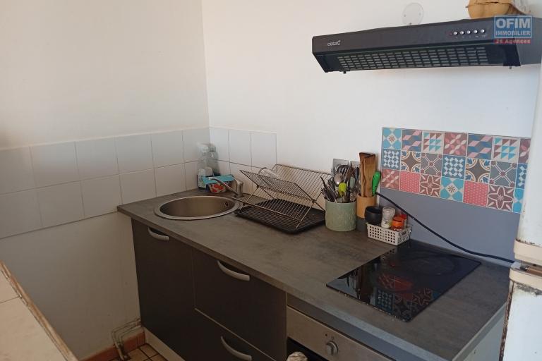 A LOUER APPARTEMENT T2 DE 53 M2 DE SURFACE AVEC VUE MER A SOURIS CHAUDE, TROIS BASSINS
