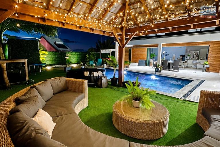 VILLA CONTEMPORAINE D&rsquo;EXCEPTION &ndash; ENTRE CIEL, MER ET LUMI&Egrave;RE &agrave; SANS SOUCI 97411 &agrave; 7 min du CHOR