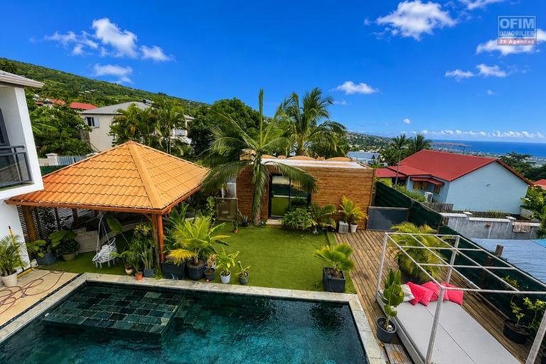 VILLA CONTEMPORAINE D&rsquo;EXCEPTION &ndash; ENTRE CIEL, MER ET LUMI&Egrave;RE &agrave; SANS SOUCI 97411 &agrave; 7 min du CHOR