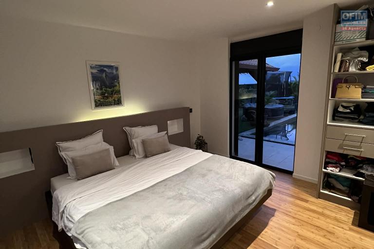 VILLA CONTEMPORAINE D&rsquo;EXCEPTION &ndash; ENTRE CIEL, MER ET LUMI&Egrave;RE &agrave; SANS SOUCI 97411 &agrave; 7 min du CHOR