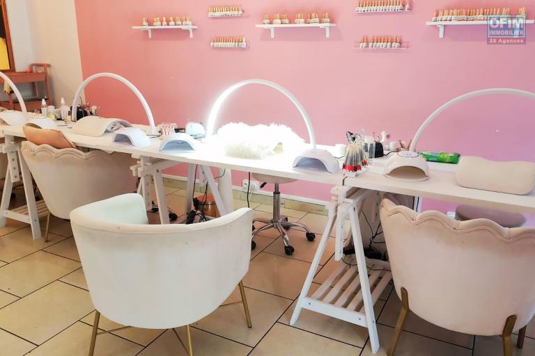 A VENDRE | Fonds de commerce institut de beaut&eacute; Beauty Spirit &agrave; Saint-Paul au centre ville &agrave; 79000&euro;