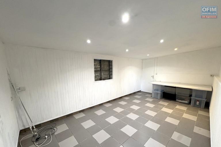 A Vendre Maison 3 chambres avec garage &agrave; Saint-Benoit