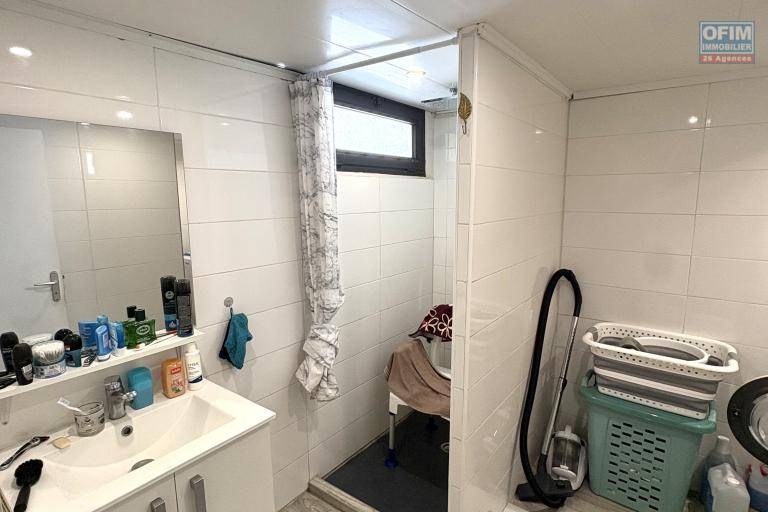 A Vendre Maison 3 chambres avec garage &agrave; Saint-Benoit