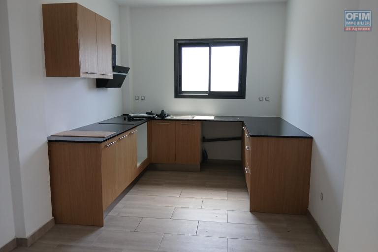 Louer appartement F4 neuf sur le Port
