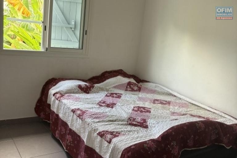 A LOUER Maison de type F2 sur SAINT-GILLES LES HAUTS &agrave; 700 euros!!